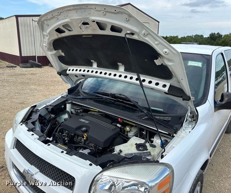 image for item DW3403 2008 Chevrolet Uplander LS van