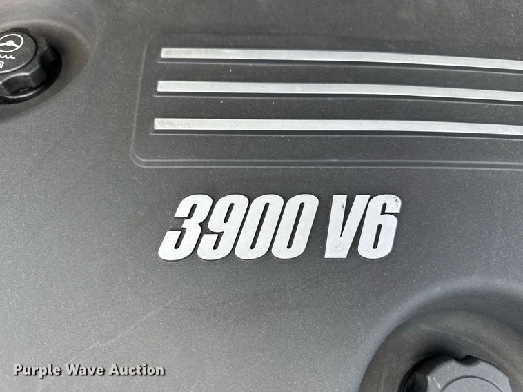 image for item DW3403 2008 Chevrolet Uplander LS van