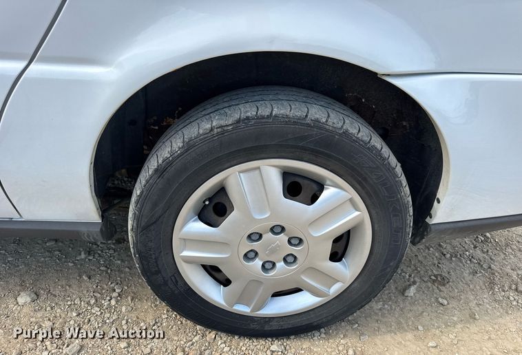 image for item DW3403 2008 Chevrolet Uplander LS van