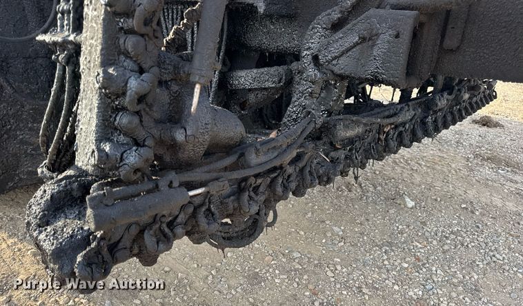 image for item DW3404 2006 International 7400 oil distributor truck