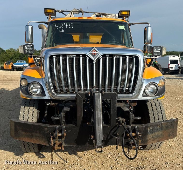 image for item DW3405 2009 International WorkStar 7500 dump truck