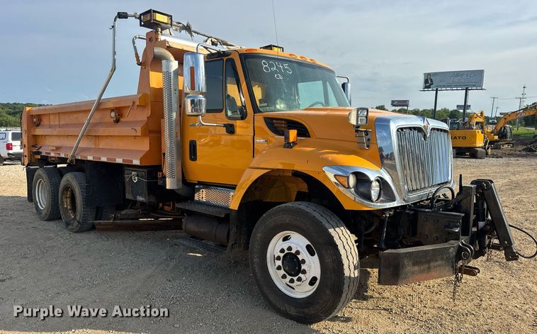 image for item DW3405 2009 International WorkStar 7500 dump truck