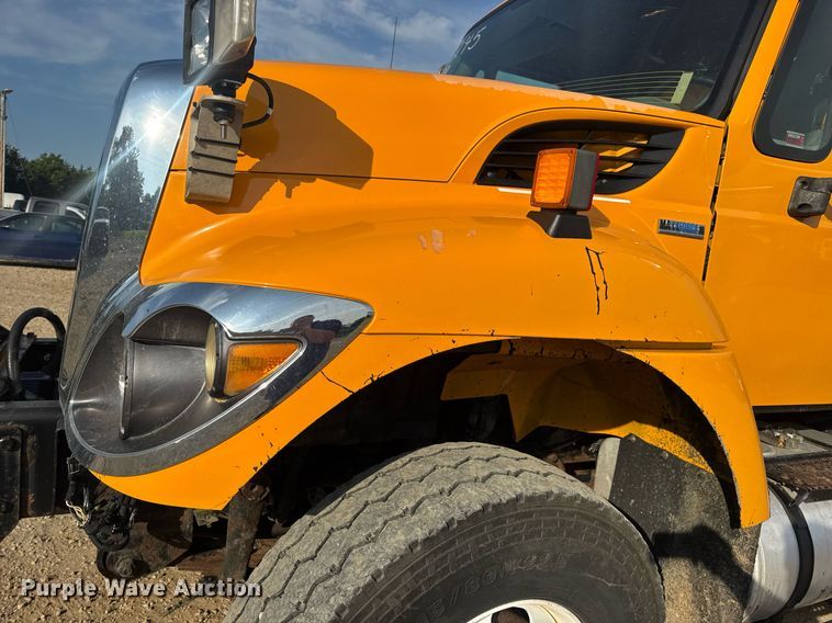 image for item DW3405 2009 International WorkStar 7500 dump truck