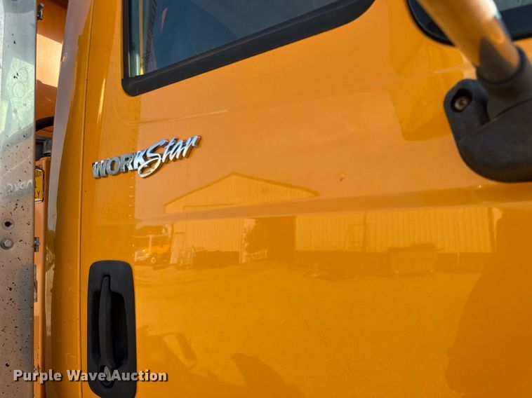 image for item DW3405 2009 International WorkStar 7500 dump truck