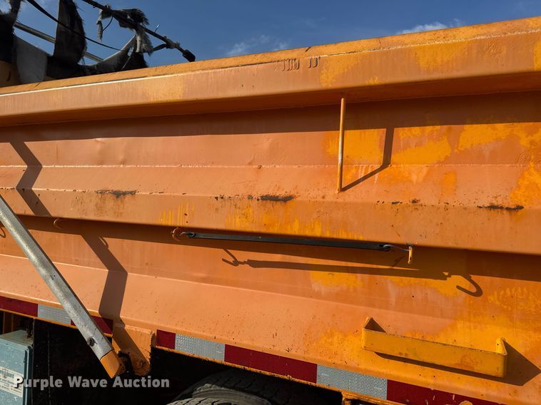 image for item DW3405 2009 International WorkStar 7500 dump truck