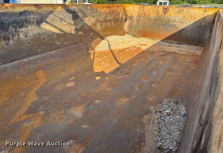 image for item DW3405 2009 International WorkStar 7500 dump truck