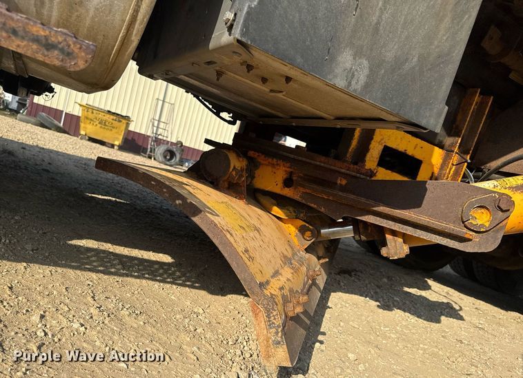 image for item DW3405 2009 International WorkStar 7500 dump truck