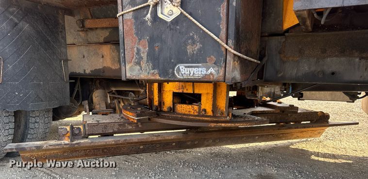 image for item DW3405 2009 International WorkStar 7500 dump truck