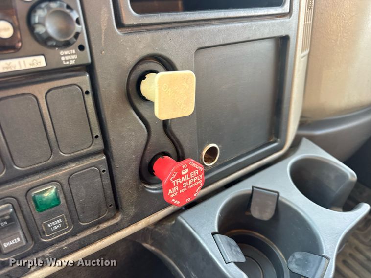 image for item DW3405 2009 International WorkStar 7500 dump truck