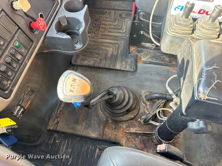 image for item DW3405 2009 International WorkStar 7500 dump truck