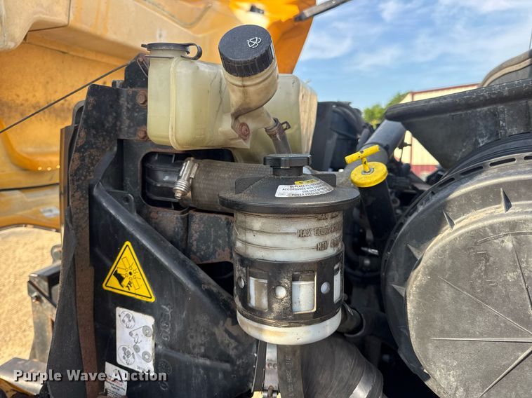 image for item DW3405 2009 International WorkStar 7500 dump truck