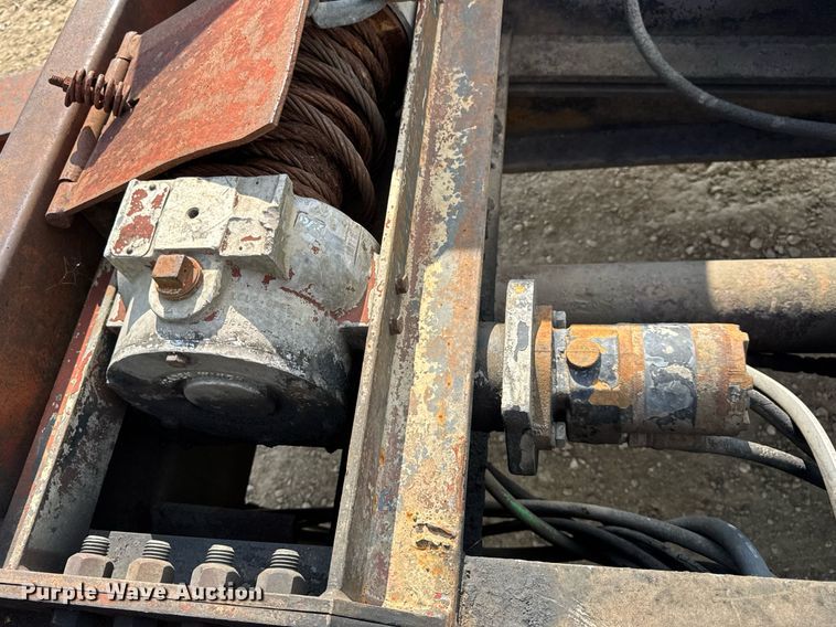 image for item DW3406 1997 Dakota  PDLX20TC31 tilt deck equipment trailer