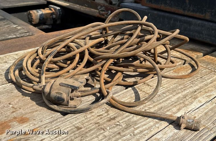 image for item DW3406 1997 Dakota  PDLX20TC31 tilt deck equipment trailer