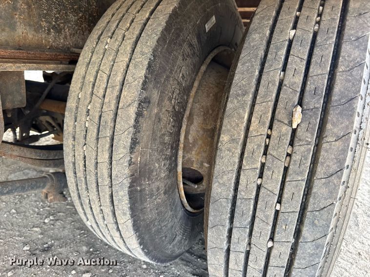 image for item DW3406 1997 Dakota  PDLX20TC31 tilt deck equipment trailer