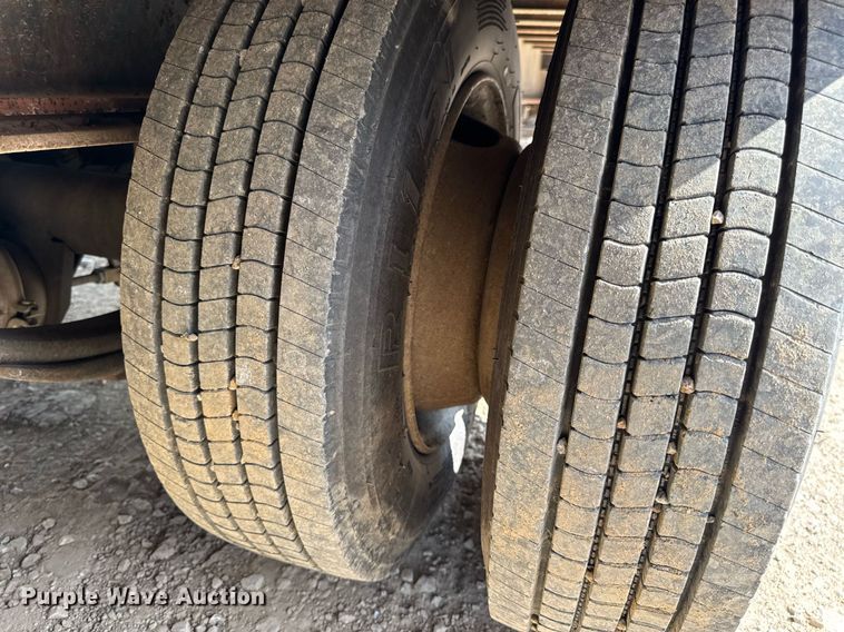 image for item DW3406 1997 Dakota  PDLX20TC31 tilt deck equipment trailer