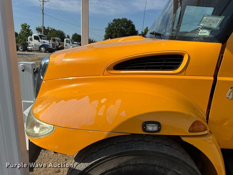 image for item DW3407 2006 International 4300 forestry bucket truck