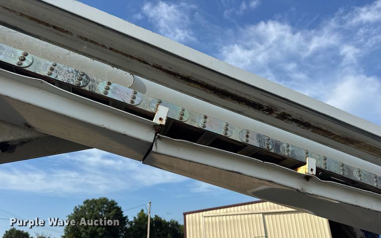 image for item DW3407 2006 International 4300 forestry bucket truck