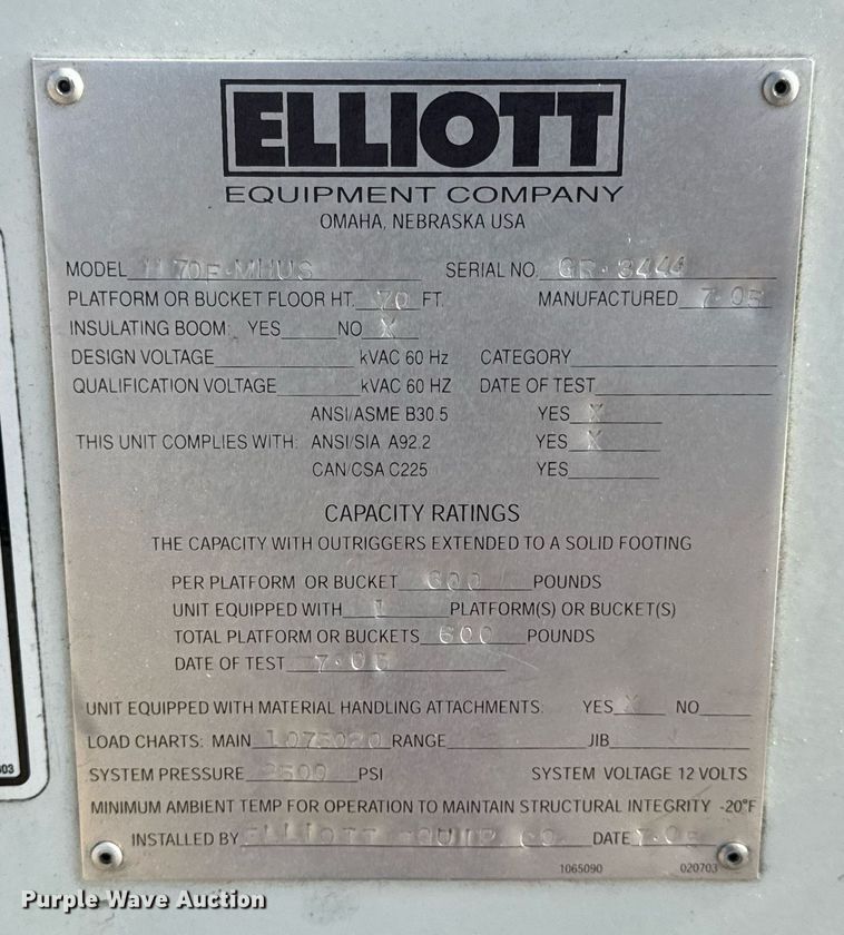 image for item DW3407 2006 International 4300 forestry bucket truck