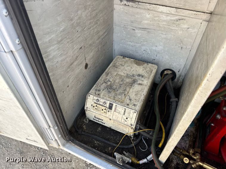 image for item DW3407 2006 International 4300 forestry bucket truck