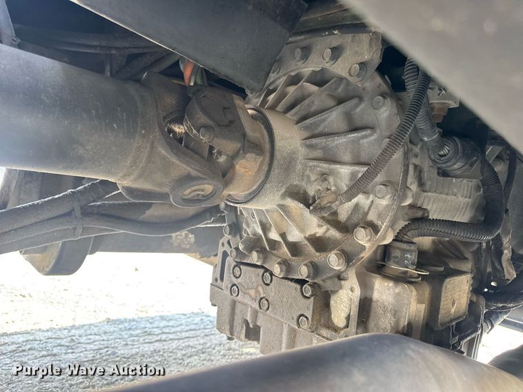 image for item DW3407 2006 International 4300 forestry bucket truck