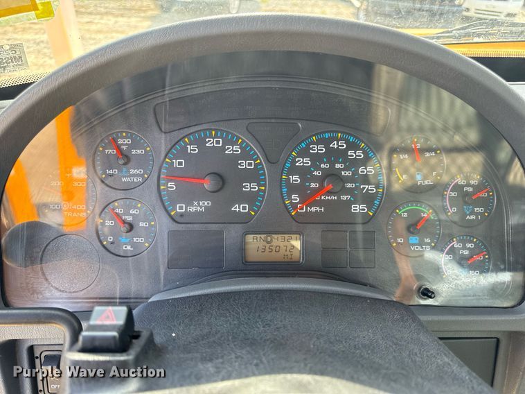 image for item DW3407 2006 International 4300 forestry bucket truck