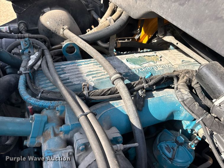 image for item DW3407 2006 International 4300 forestry bucket truck