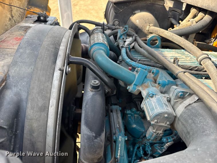 image for item DW3407 2006 International 4300 forestry bucket truck