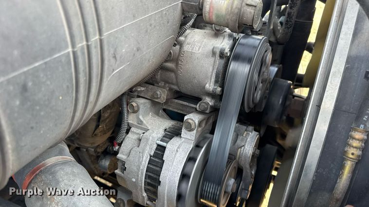 image for item DW3407 2006 International 4300 forestry bucket truck