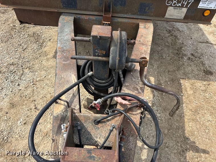 image for item DW3409 1997 Dakota PDLX20TC31 tilt deck equipment trailer