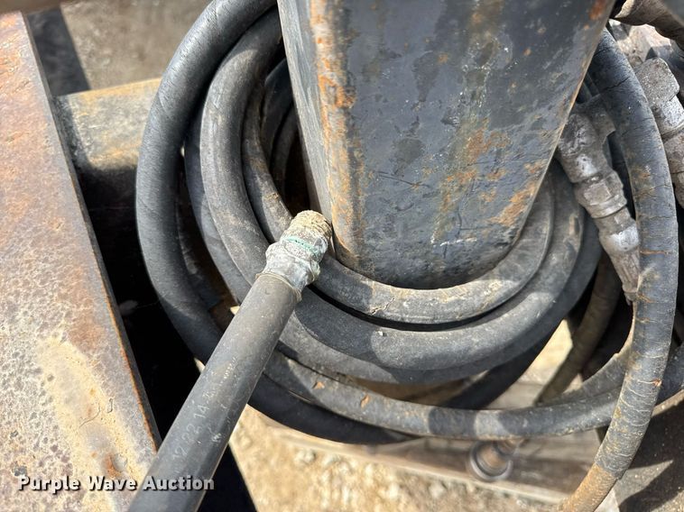 image for item DW3409 1997 Dakota PDLX20TC31 tilt deck equipment trailer