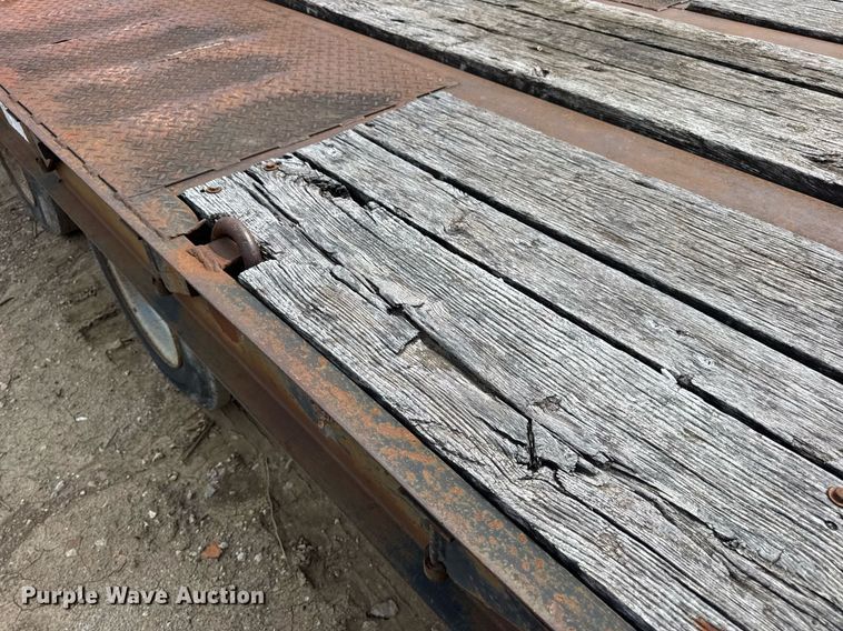 image for item DW3409 1997 Dakota PDLX20TC31 tilt deck equipment trailer