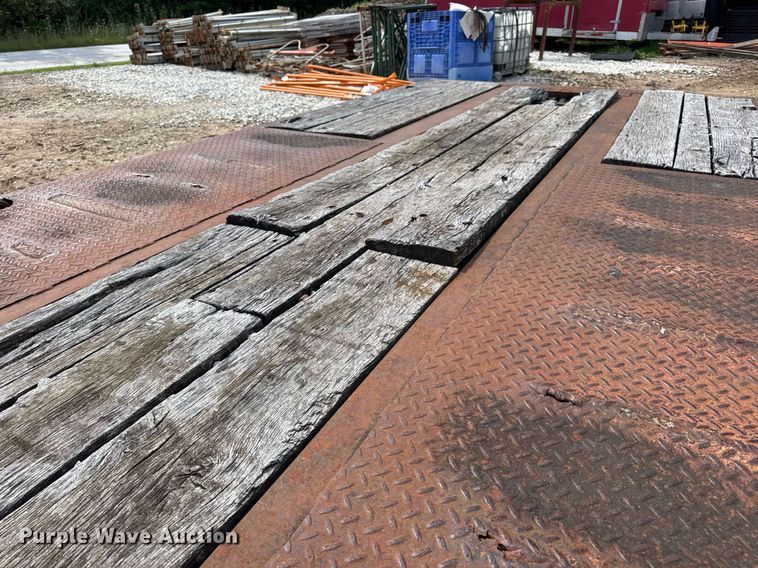 image for item DW3409 1997 Dakota PDLX20TC31 tilt deck equipment trailer