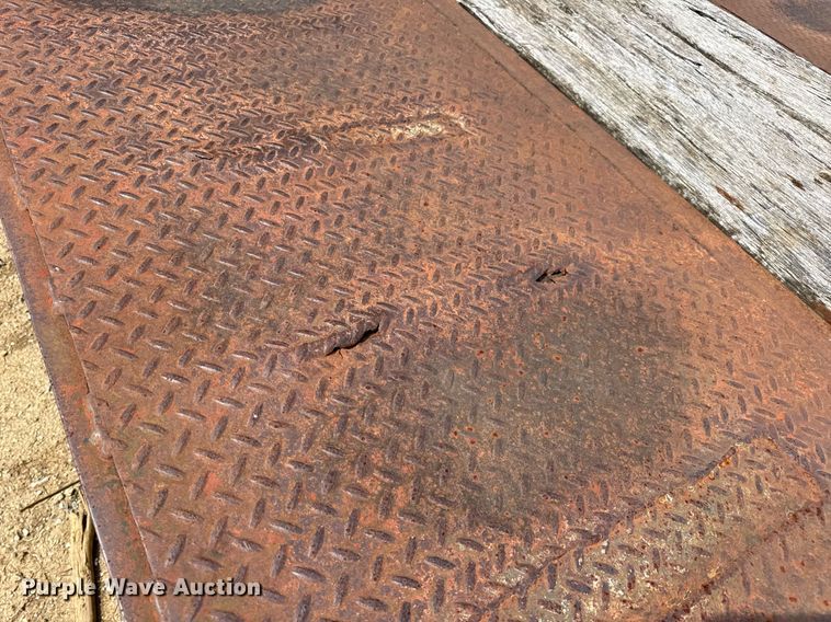 image for item DW3409 1997 Dakota PDLX20TC31 tilt deck equipment trailer