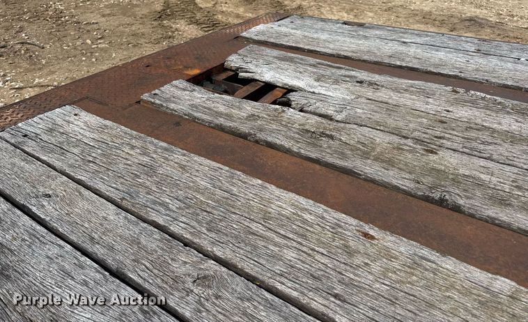 image for item DW3409 1997 Dakota PDLX20TC31 tilt deck equipment trailer