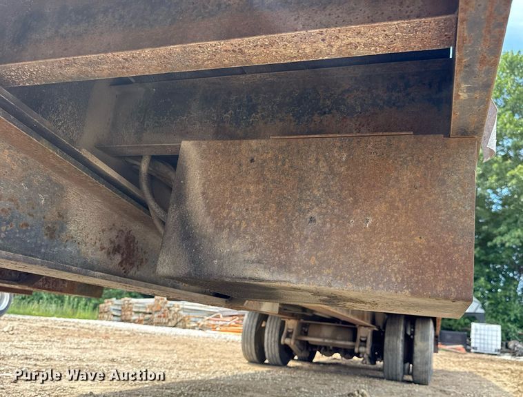 image for item DW3409 1997 Dakota PDLX20TC31 tilt deck equipment trailer