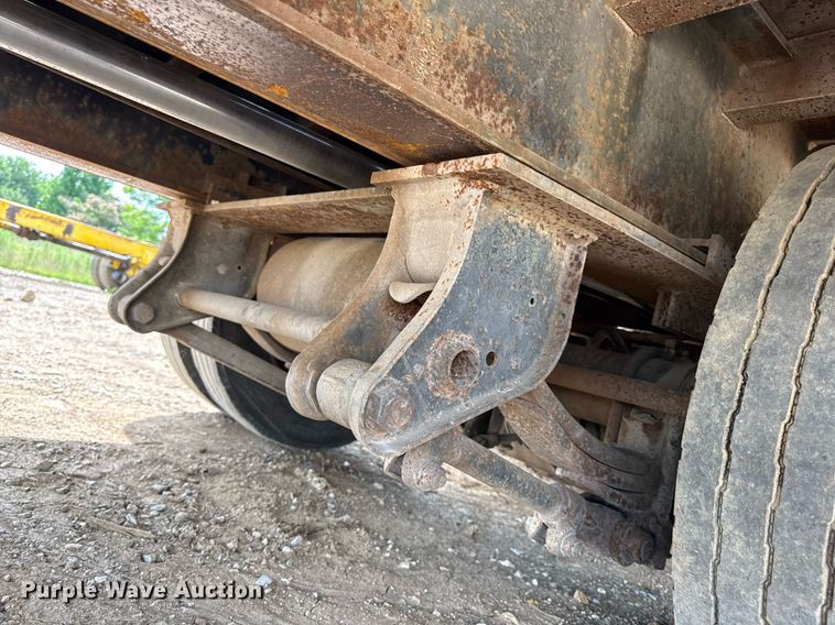 image for item DW3409 1997 Dakota PDLX20TC31 tilt deck equipment trailer