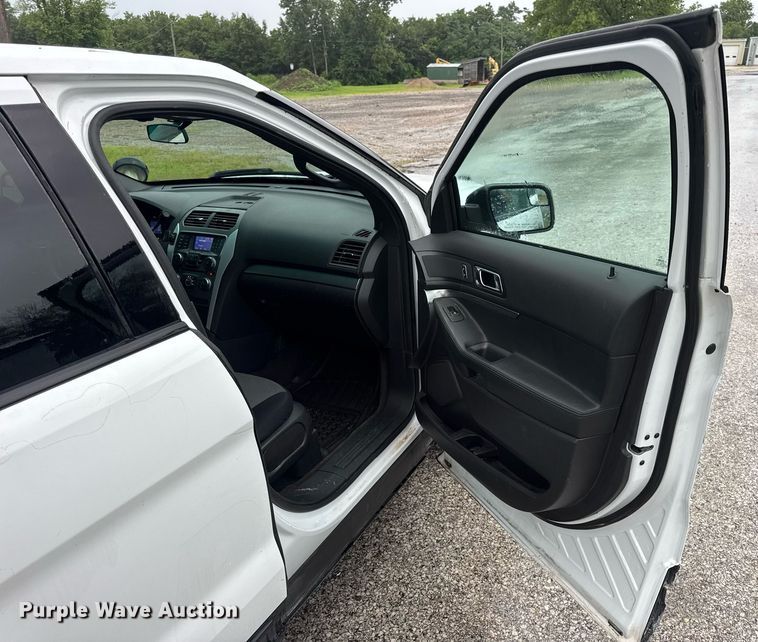 image for item DW3417 2013 Ford Explorer Police Interceptor SUV