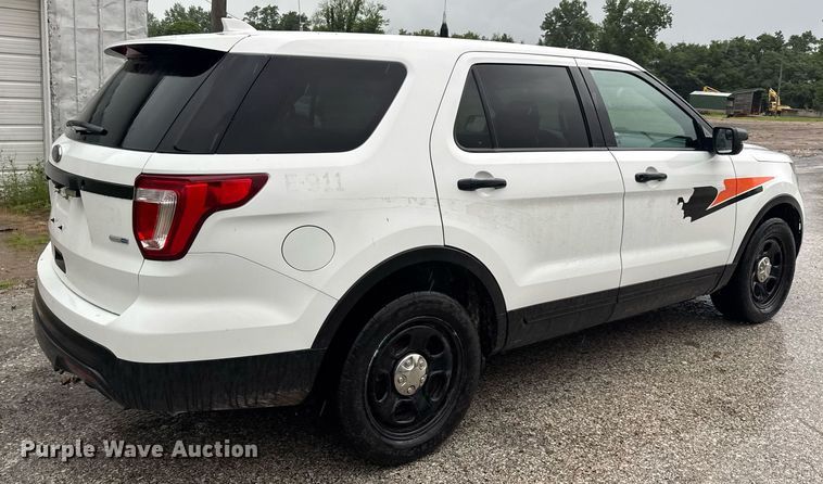 image for item DW3418 2016 Ford Explorer Police Interceptor SUV