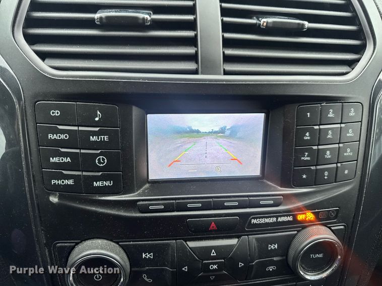 image for item DW3419 2018 Ford Explorer Police Interceptor SUV