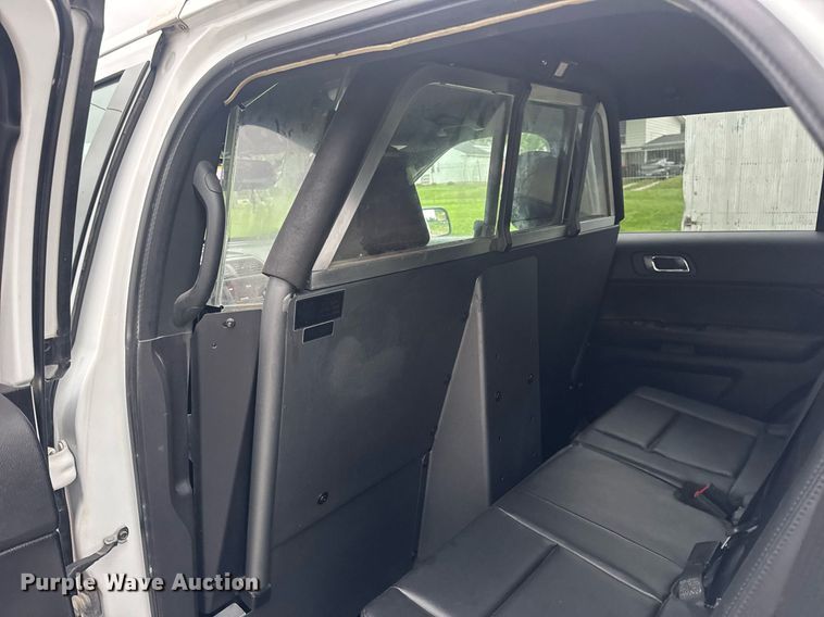 image for item DW3419 2018 Ford Explorer Police Interceptor SUV
