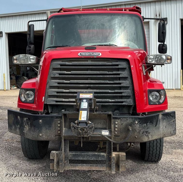 image for item DW7197 2018 Freightliner 108SD dump truck