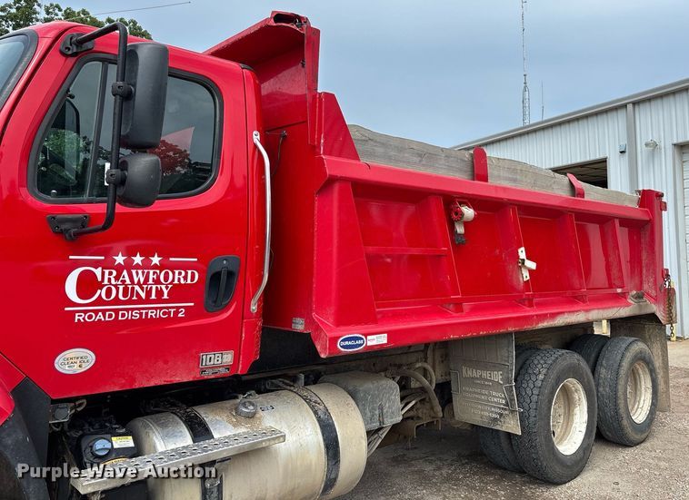 image for item DW7197 2018 Freightliner 108SD dump truck