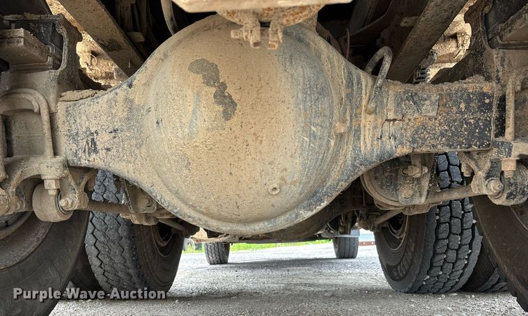 image for item DW7197 2018 Freightliner 108SD dump truck