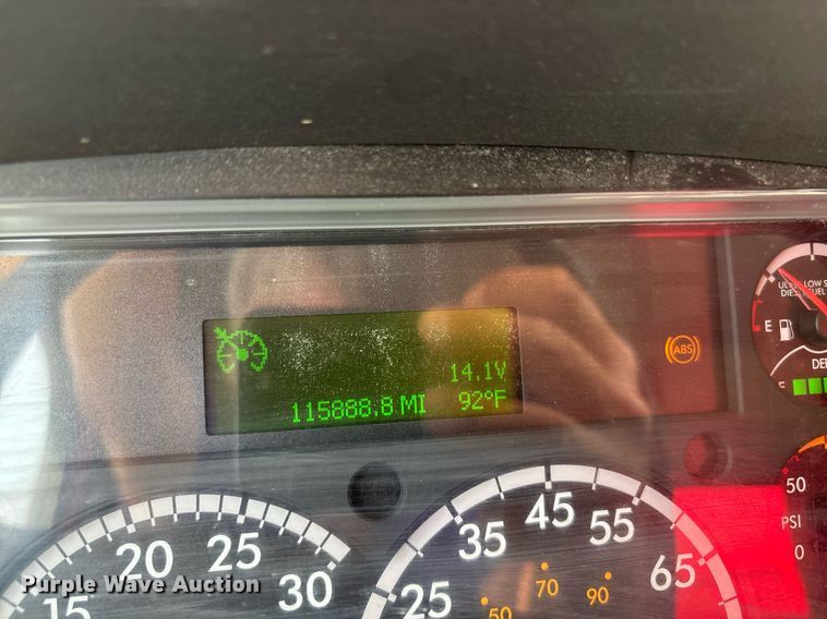 image for item DW7197 2018 Freightliner 108SD dump truck