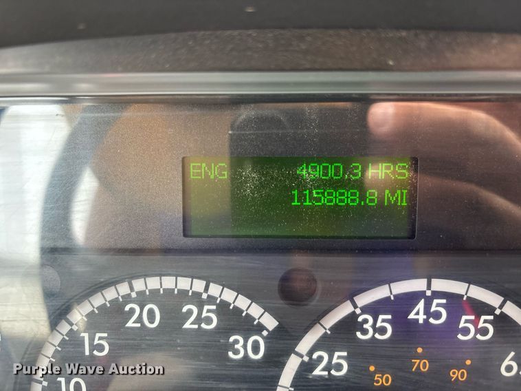 image for item DW7197 2018 Freightliner 108SD dump truck