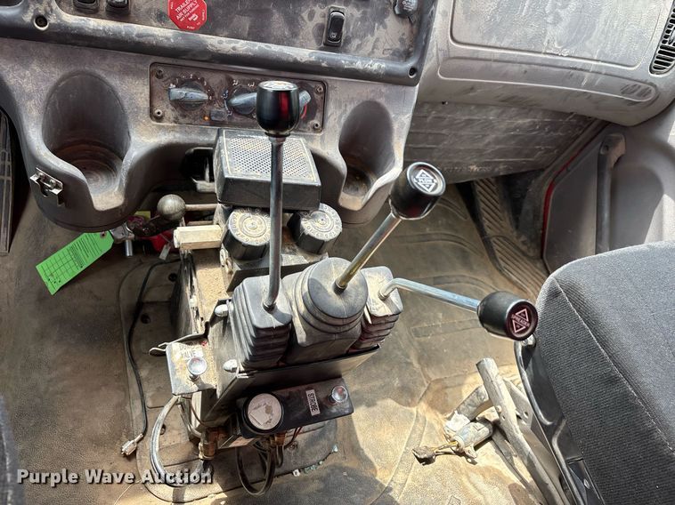 image for item DW7197 2018 Freightliner 108SD dump truck