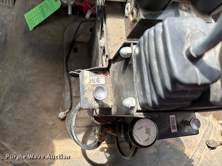 image for item DW7197 2018 Freightliner 108SD dump truck