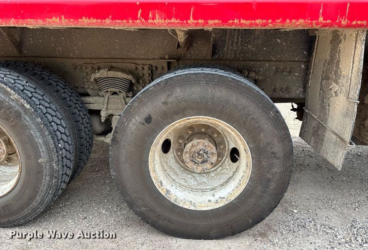 image for item DW7197 2018 Freightliner 108SD dump truck