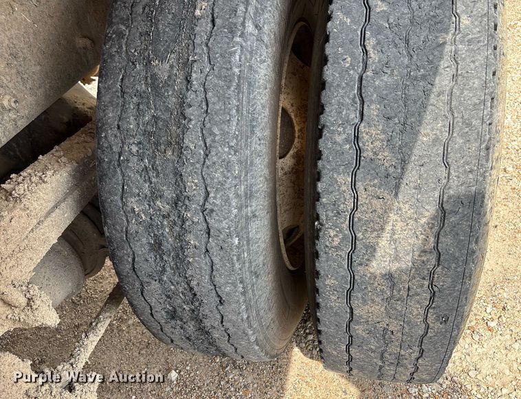 image for item DW7197 2018 Freightliner 108SD dump truck