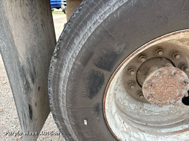 image for item DW7197 2018 Freightliner 108SD dump truck